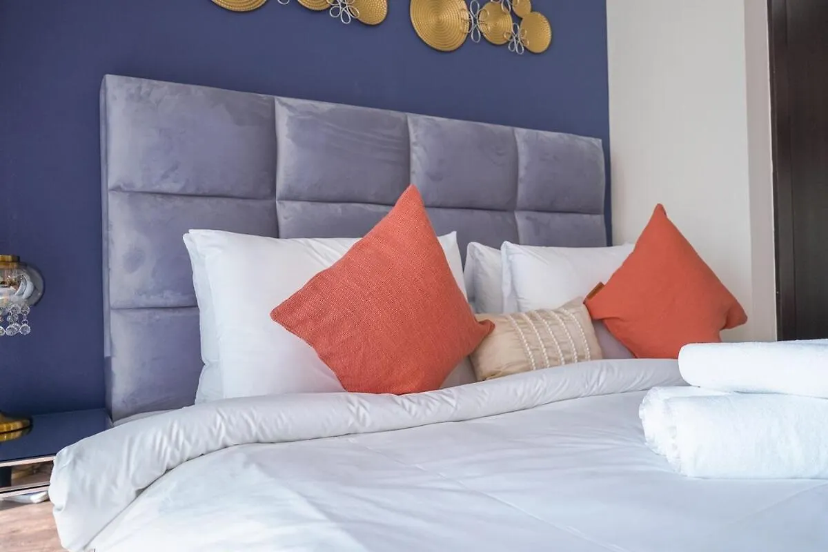 Stylish Studio Apartment Perfect For 2 In Sports City Dubai