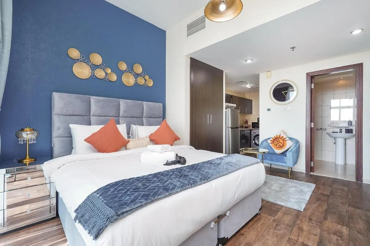 Stylish Studio Apartment Perfect For 2 In Sports City Dubai